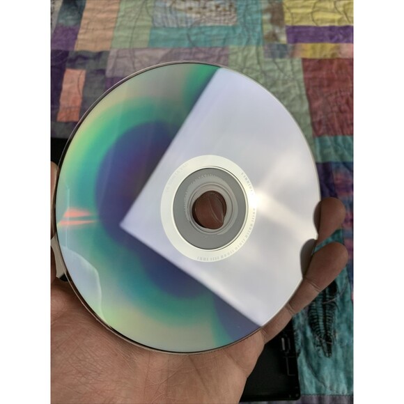 Monsters (DVD, 2010) - Picture 4 of 4